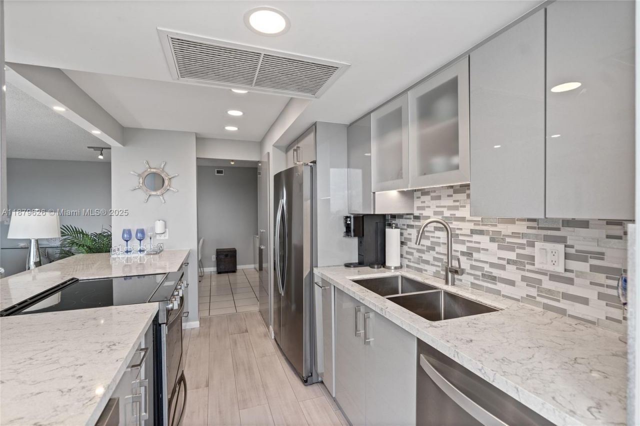 2841 N Ocean Blvd, Unit 602, Fort Lauderdale, FL 33308 Photo