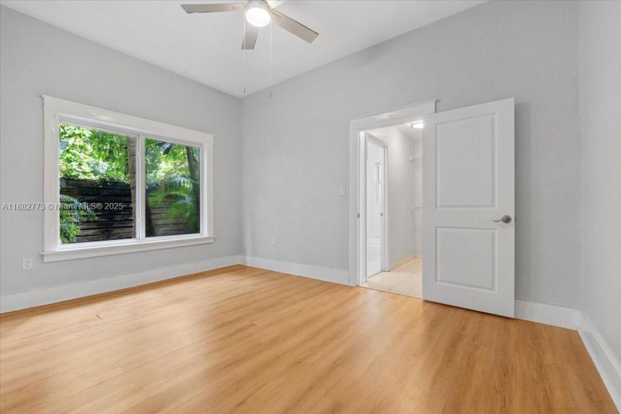 34 SW 18th Rd, Miami, FL 33129 Photo