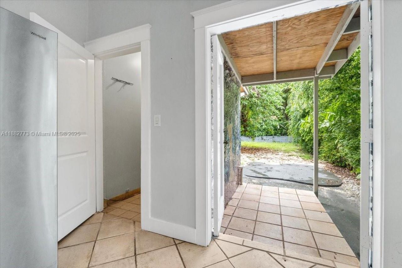 34 SW 18th Rd, Miami, FL 33129 Photo