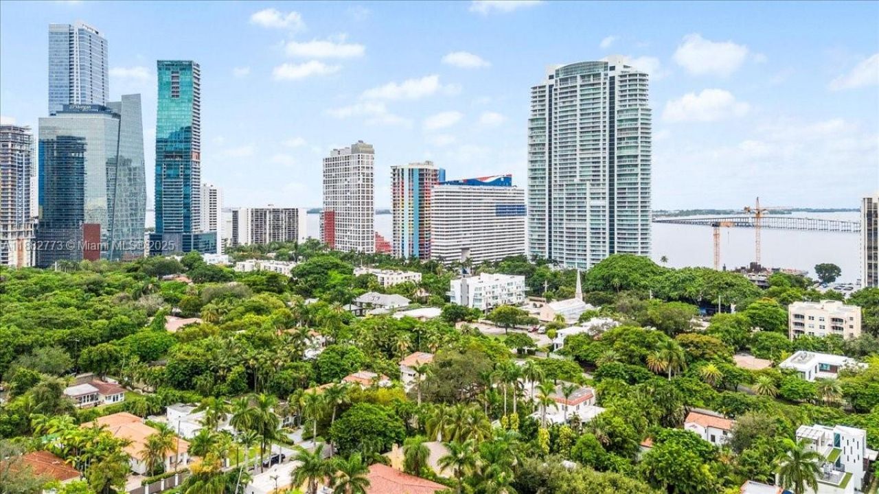 34 SW 18th Rd, Miami, FL 33129 Photo