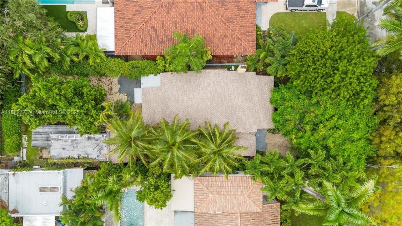 34 SW 18th Rd, Miami, FL 33129 Photo