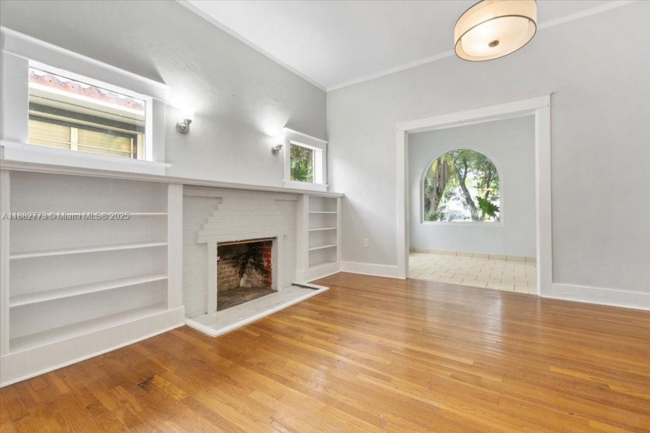 34 SW 18th Rd, Miami, FL 33129 Photo