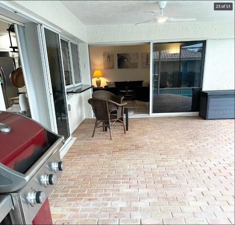 2001 Hawaii Avenue Ne, Saint Petersburg, FL 33703 Photo