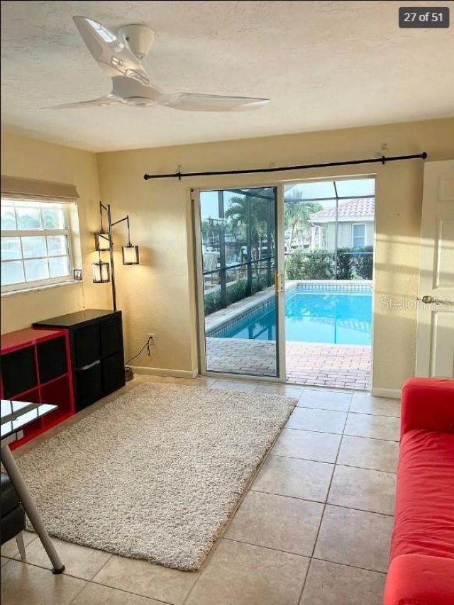 2001 Hawaii Avenue Ne, Saint Petersburg, FL 33703 Photo