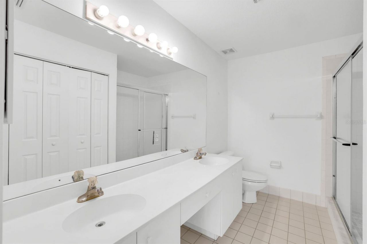 6635 Huntington Lakes Circle, Unit 202, Naples, FL 34119 Photo