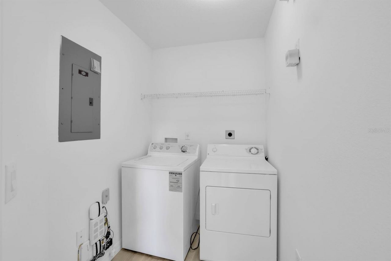6635 Huntington Lakes Circle, Unit 202, Naples, FL 34119 Photo