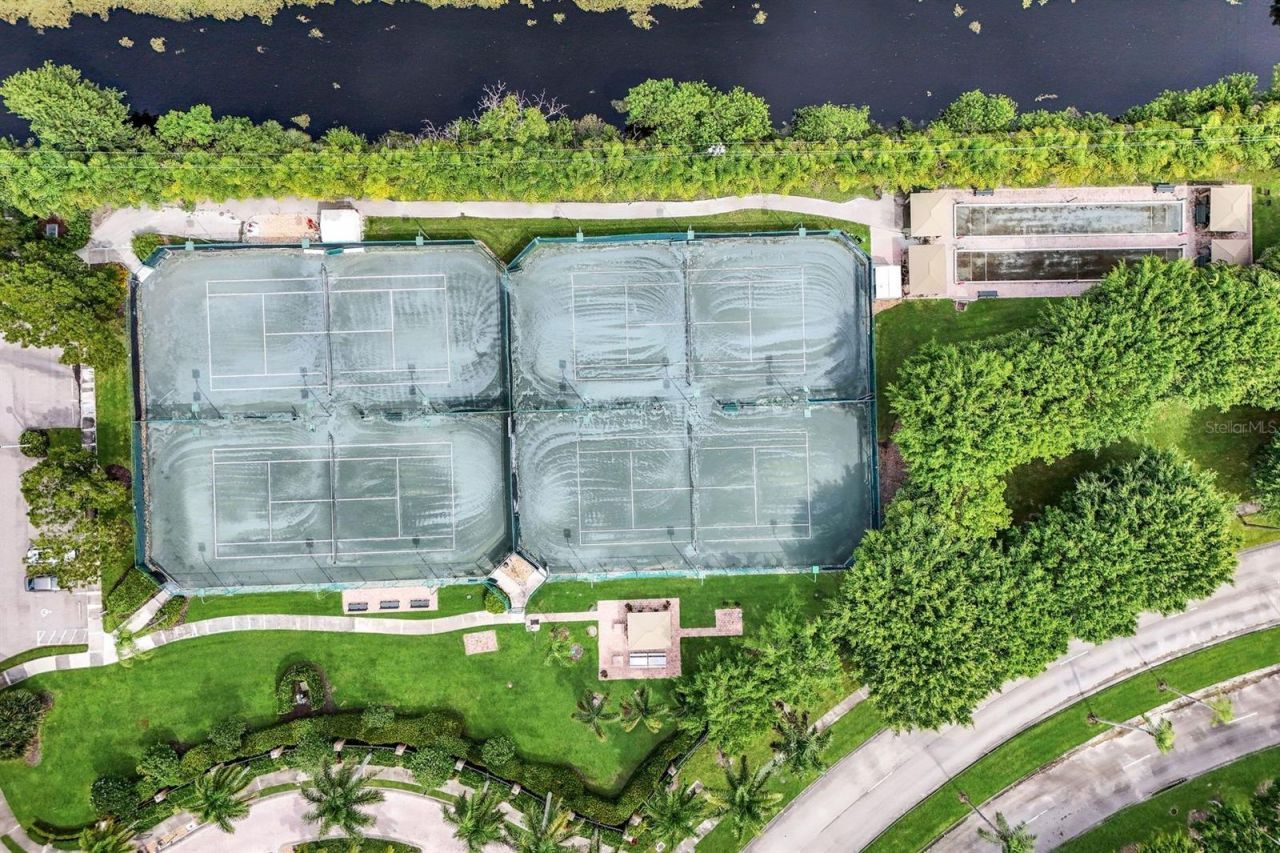 6635 Huntington Lakes Circle, Unit 202, Naples, FL 34119 Photo