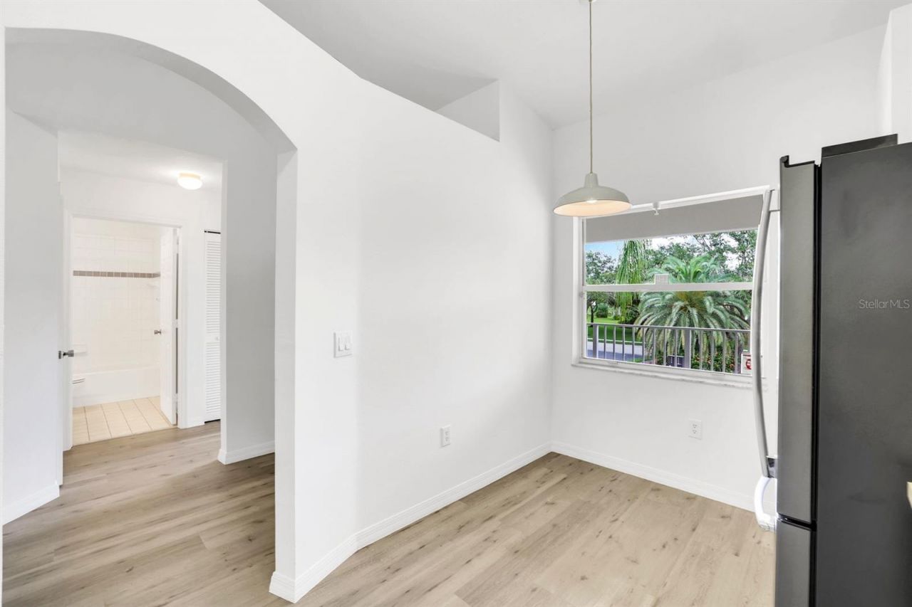 6635 Huntington Lakes Circle, Unit 202, Naples, FL 34119 Photo