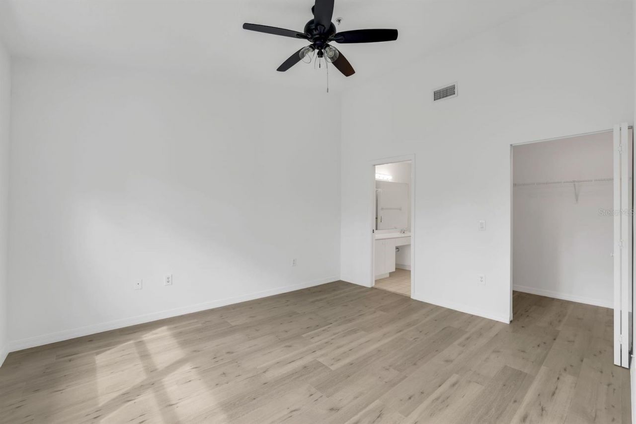 6635 Huntington Lakes Circle, Unit 202, Naples, FL 34119 Photo