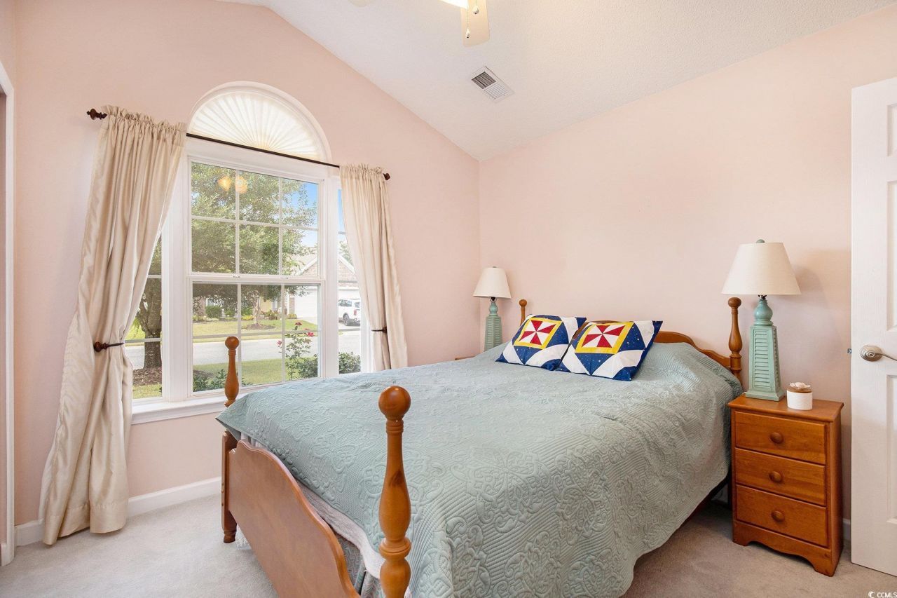 849 Riverward Dr. Photo 15