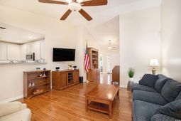 849 Riverward Dr. photo 4