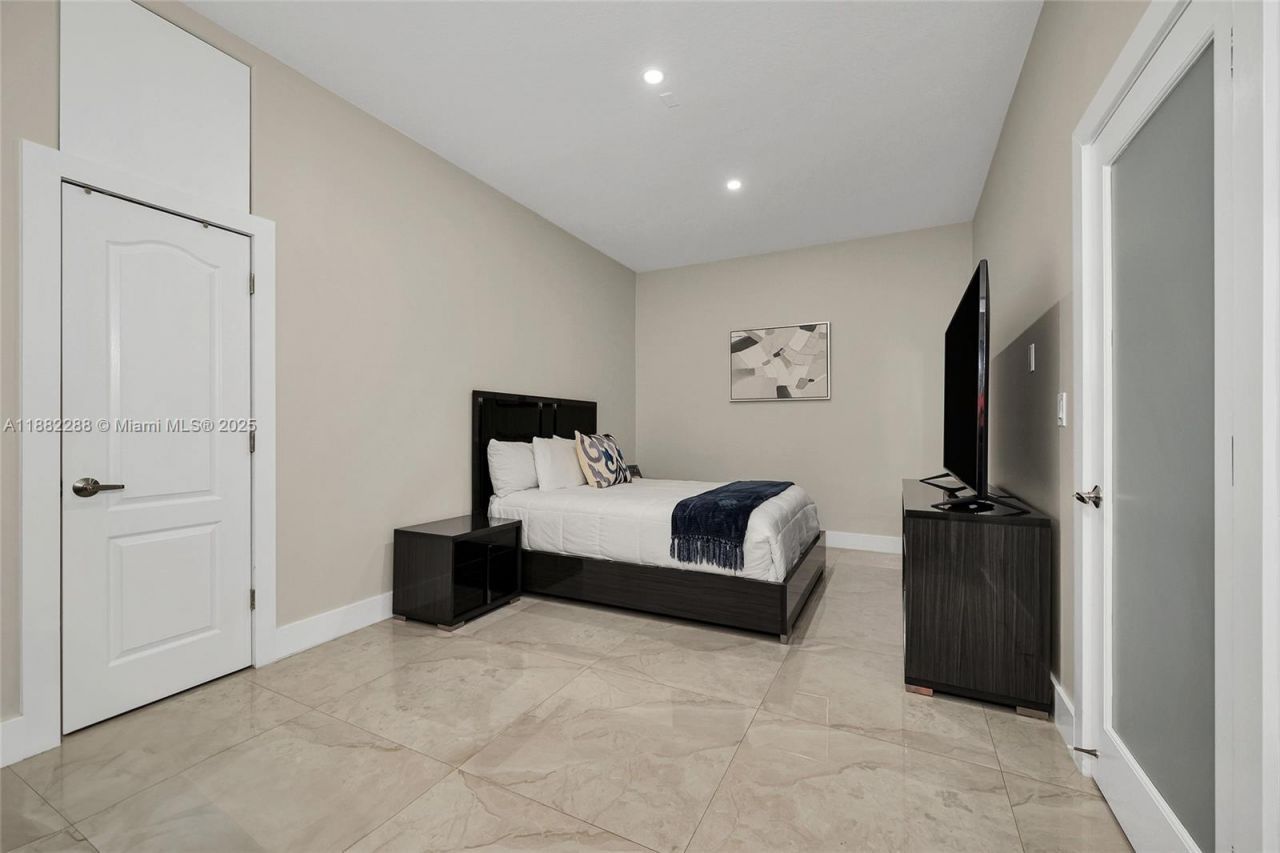 1385 SW 143rd Ct, Miami, FL 33184 Photo