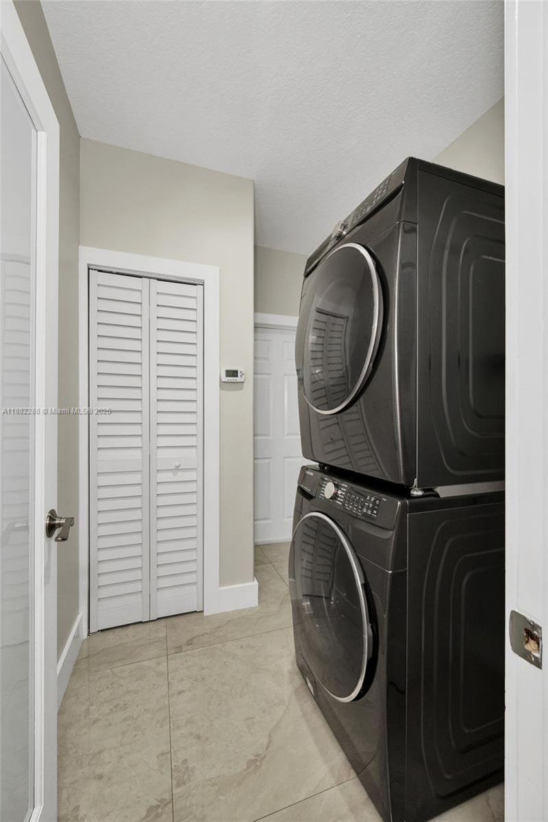 1385 SW 143rd Ct, Miami, FL 33184 Photo