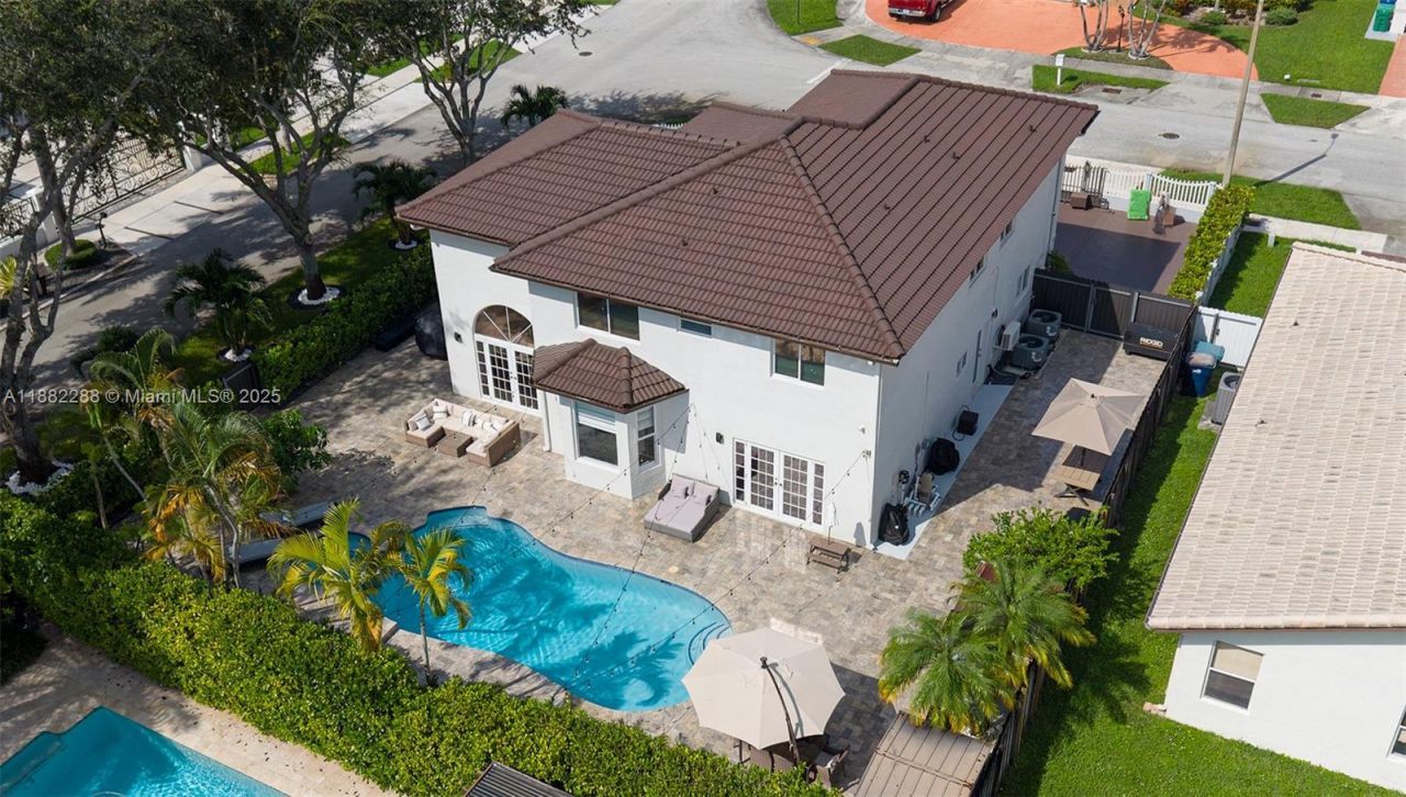 1385 SW 143rd Ct, Miami, FL 33184 Photo