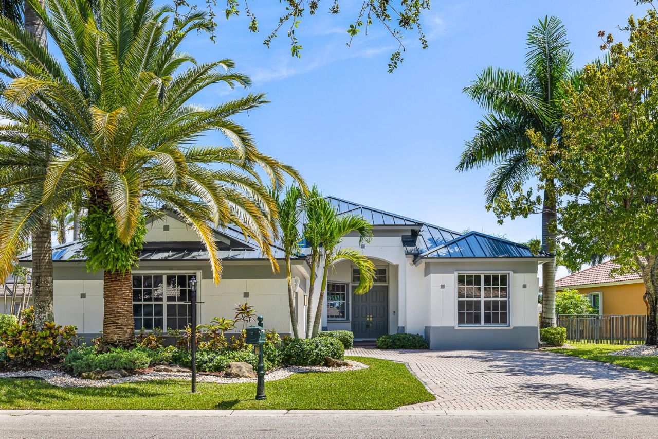 6916 NW 113th Avenue, Parkland, FL 33076 Photo