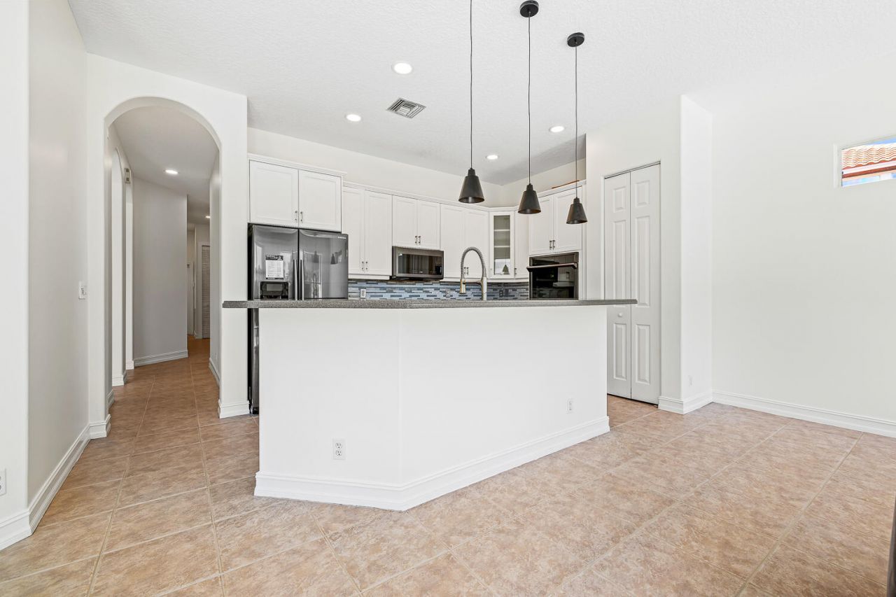 6916 NW 113th Avenue, Parkland, FL 33076 Photo