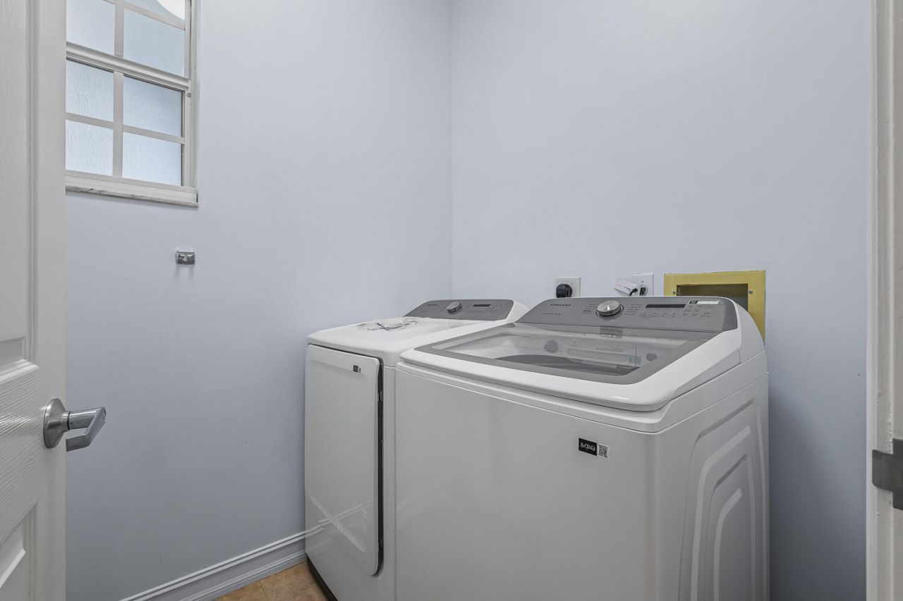 6916 NW 113th Avenue, Parkland, FL 33076 Photo