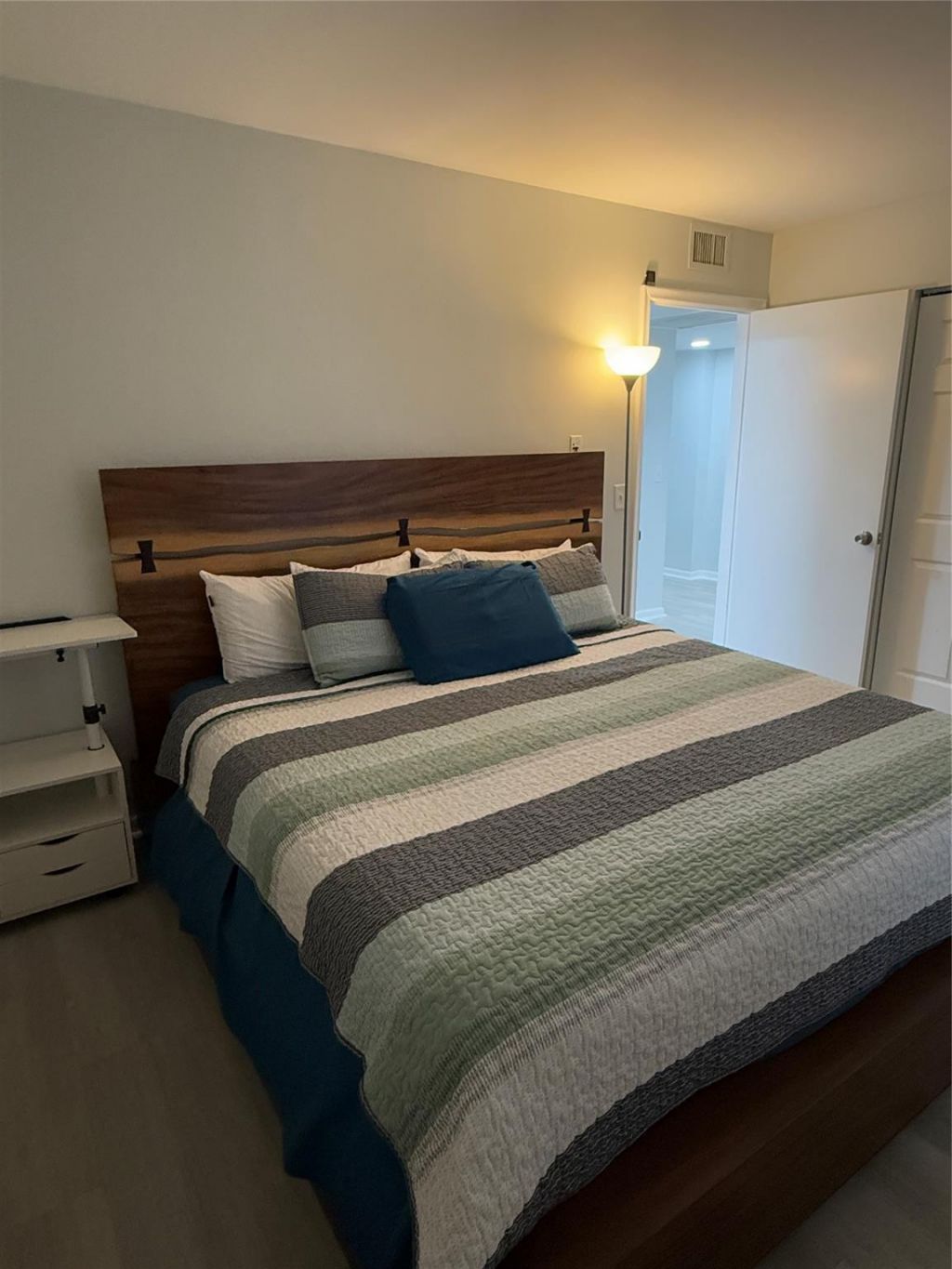 12850 SW 4th Court, Unit 203i, Pembroke Pines, FL 33027 Photo