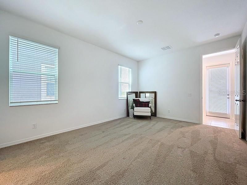 2450 Sunny Pebble Loop, Zephyrhills, FL 33540 Photo