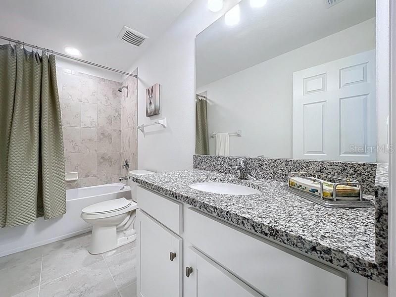 2450 Sunny Pebble Loop, Zephyrhills, FL 33540 Photo