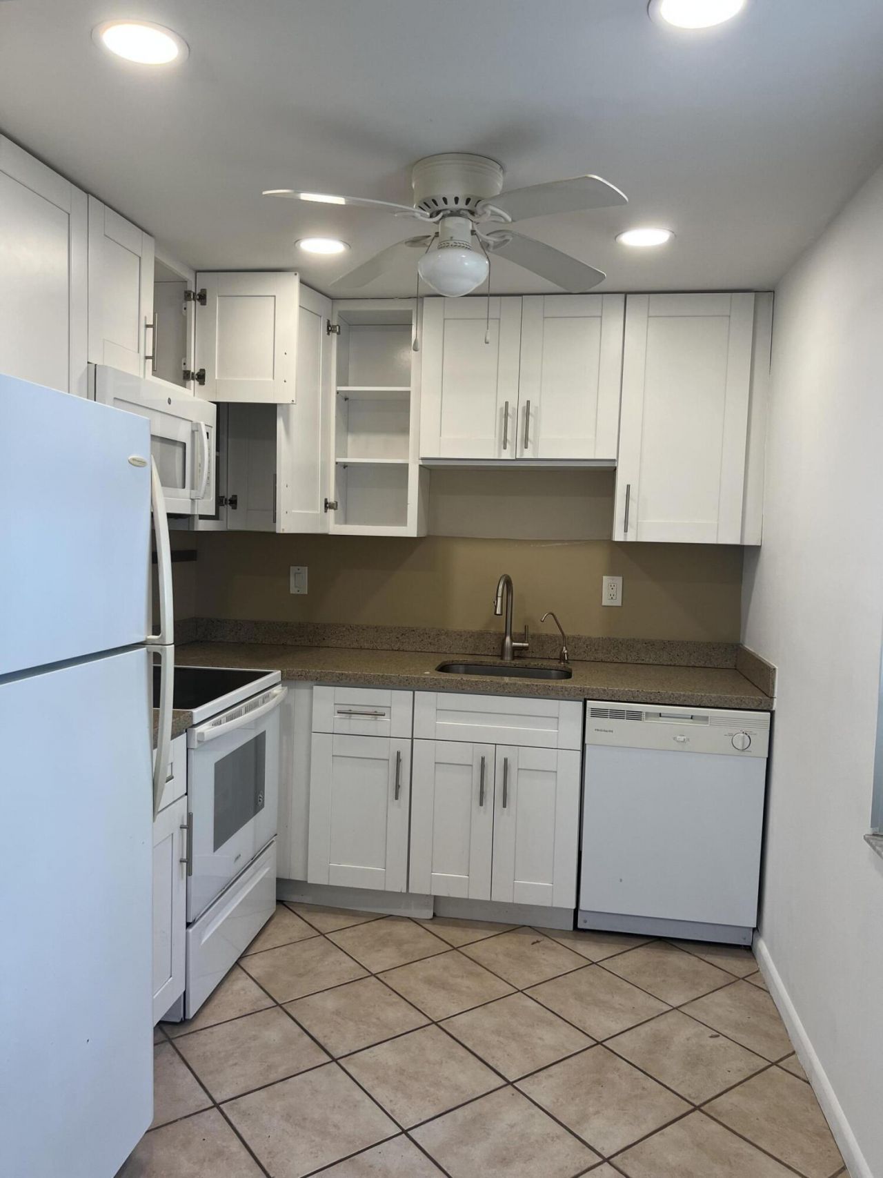 886 Flanders S, Delray Beach, FL 33484 Photo