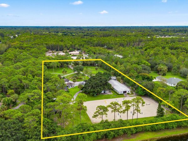2915 Doe Trail, The Acreage, FL 33470