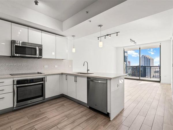 999 SW 1st Ave, Unit 2208, Miami, FL 33130