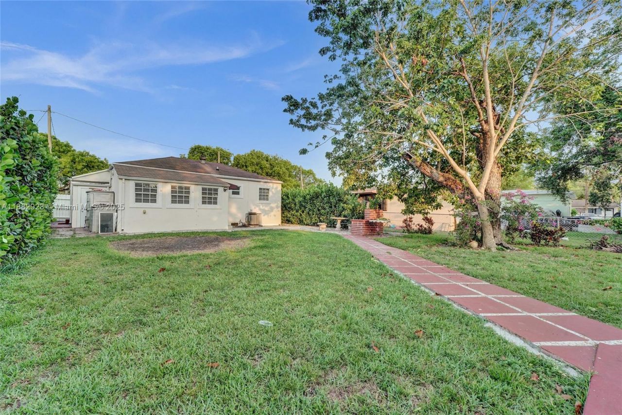 4718 NW 15th Ave, Miami, FL 33142 Photo