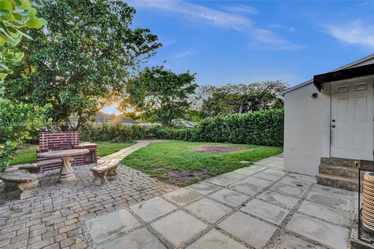 4718 NW 15th Ave, Miami, FL 33142 Photo