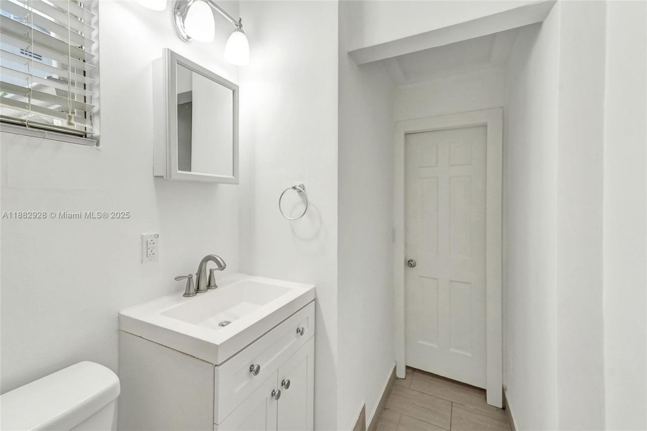 4718 NW 15th Ave, Miami, FL 33142 Photo