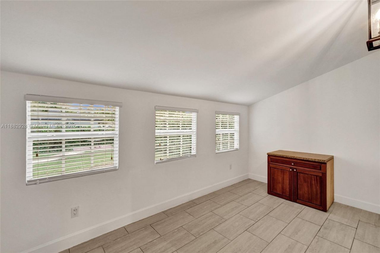 4718 NW 15th Ave, Miami, FL 33142 Photo