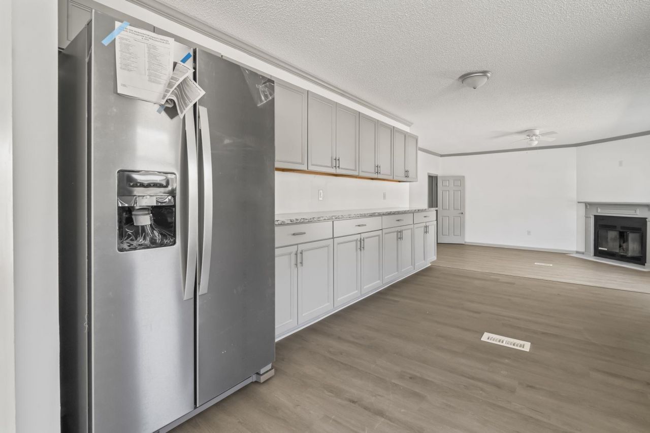 1062 Weslin Creek Dr. Photo 10