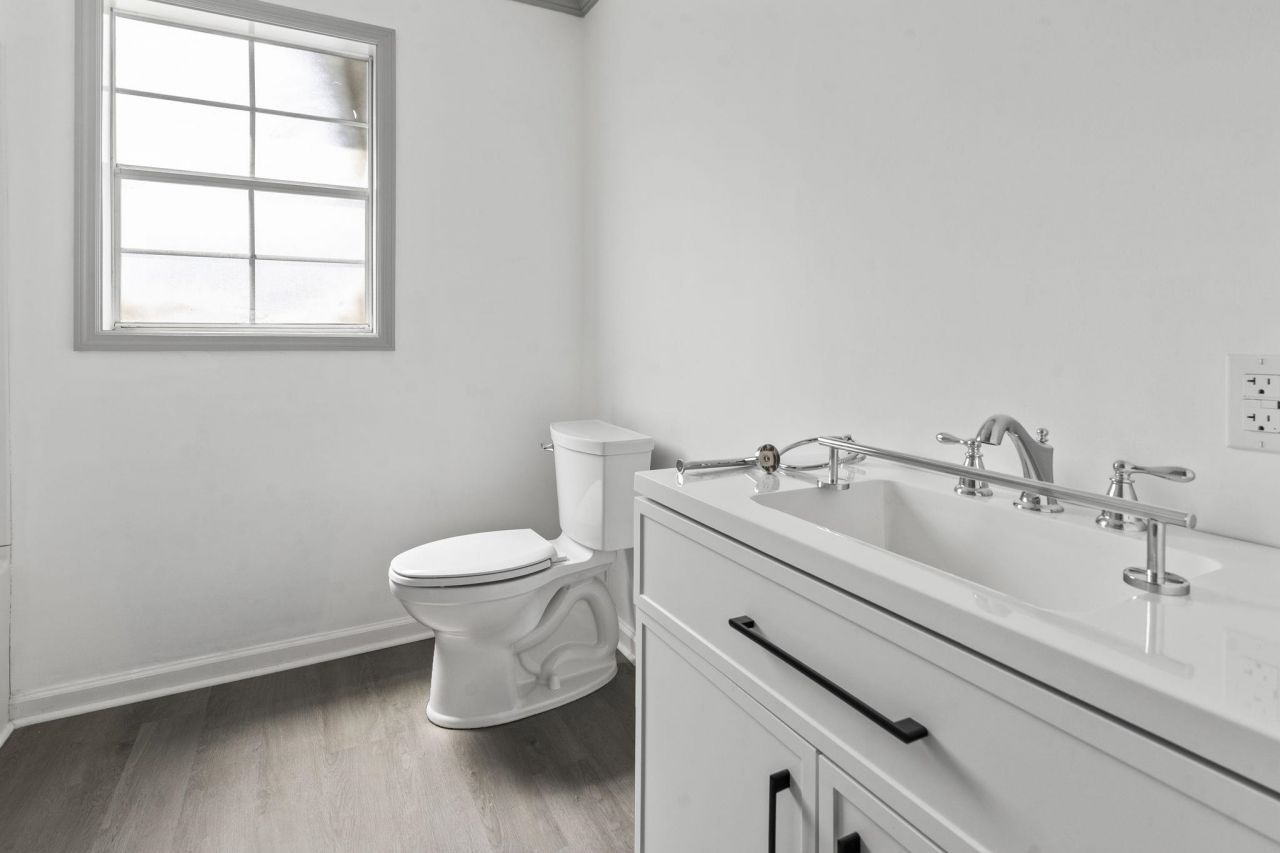 1062 Weslin Creek Dr. Photo 18