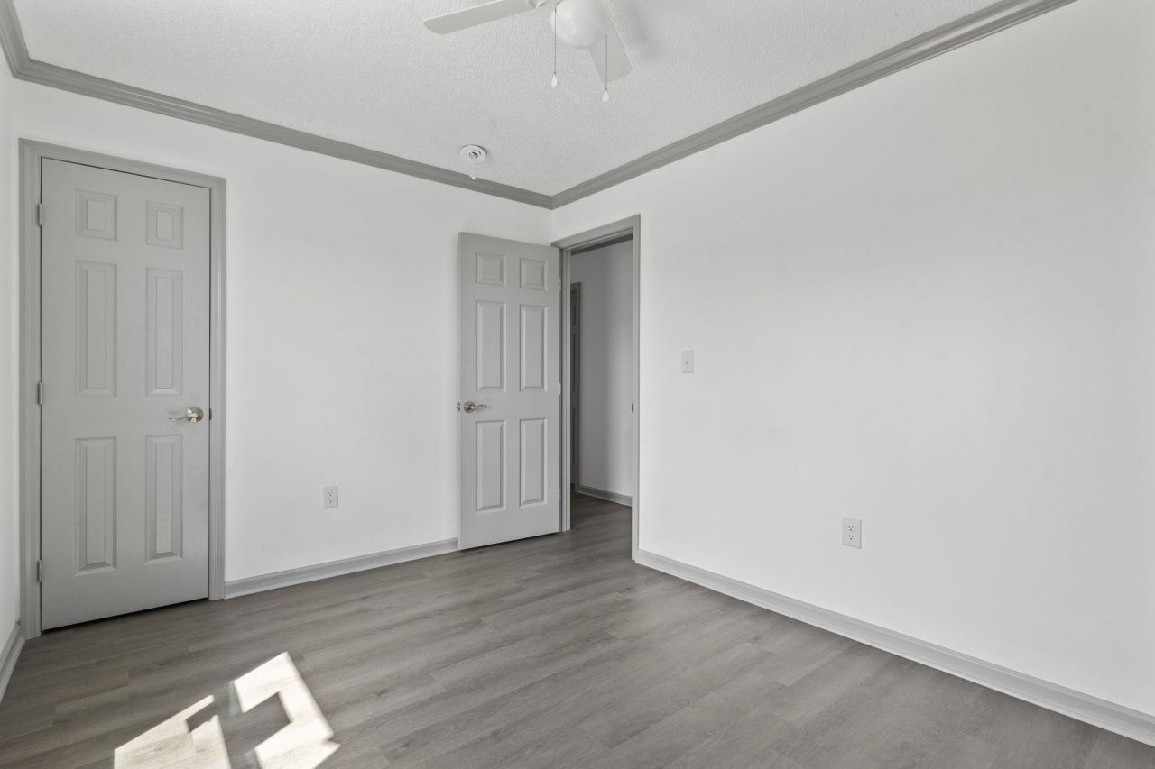 1062 Weslin Creek Dr. Photo 23