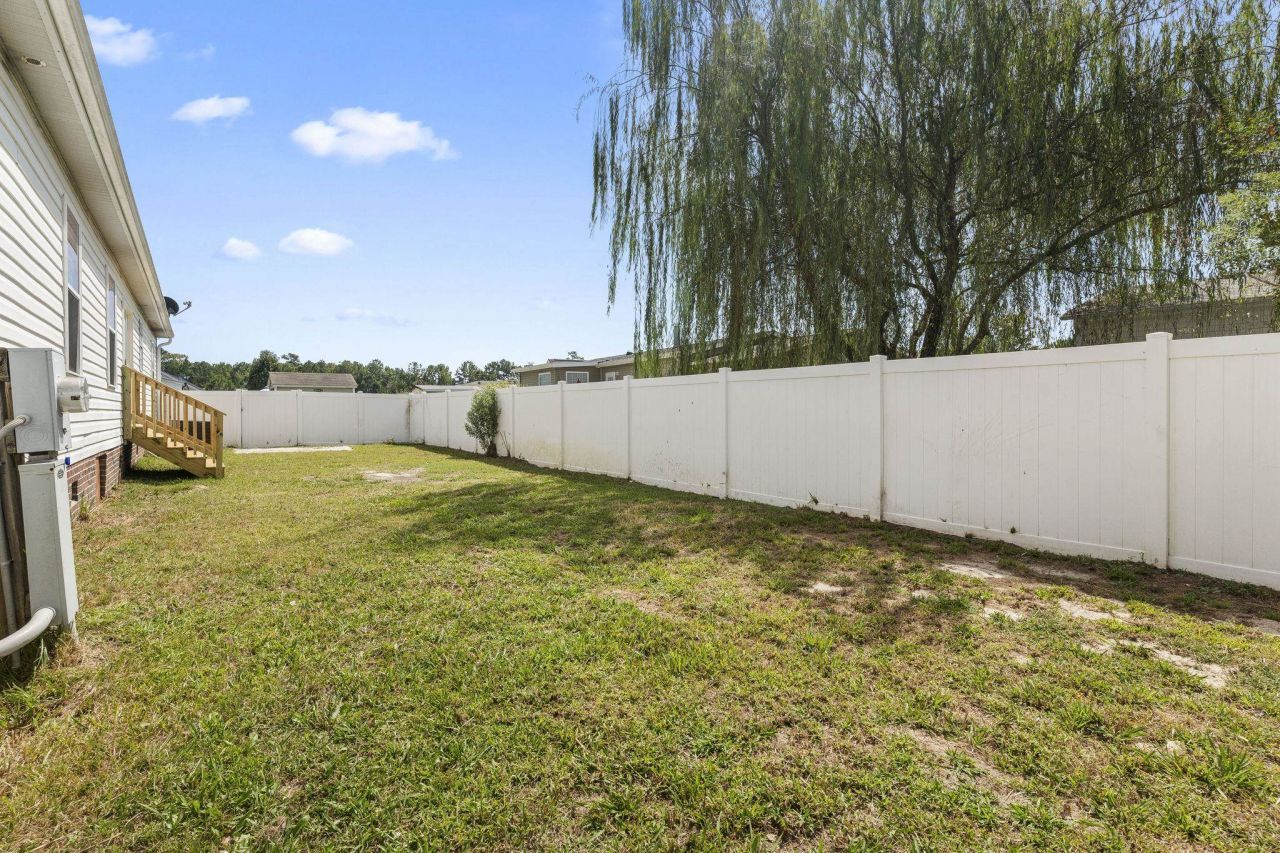 1062 Weslin Creek Dr. Photo 33