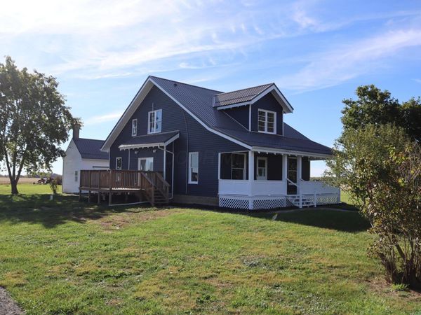 2922 Good Hope New Holland Road SE, New Holland, OH 43145