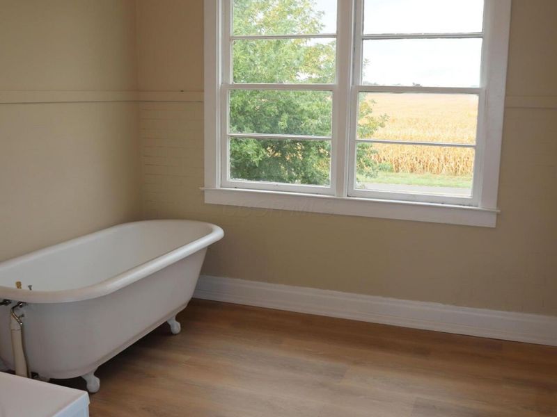 2922 Good Hope New Holland Road SE, New Holland, OH 43145 Photo 6