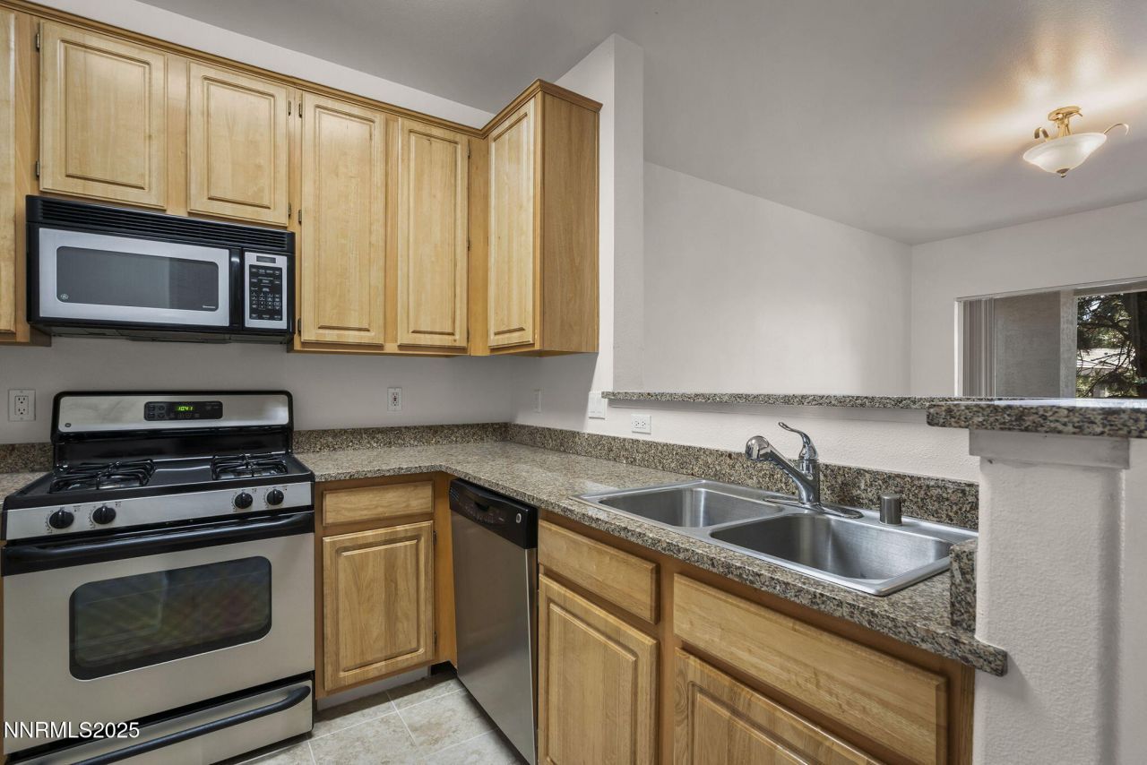 900 South Meadows Parkway, Unit 622, Reno, NV 89521 Photo
