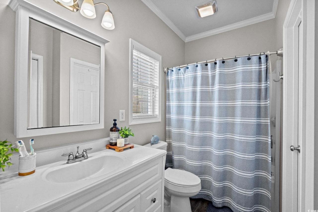 6001-8024 S Kings Hwy. Photo 18