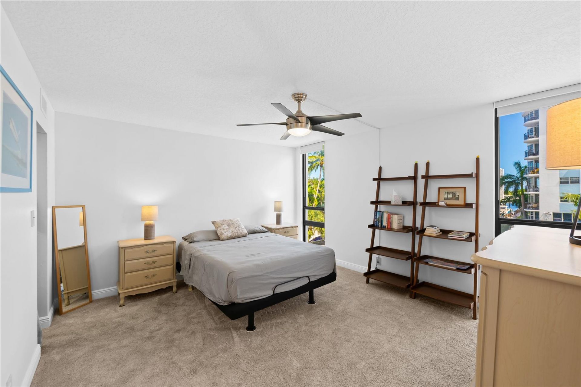 4800 Bayview Drive, Unit 306, Fort Lauderdale, FL 33308 Photo