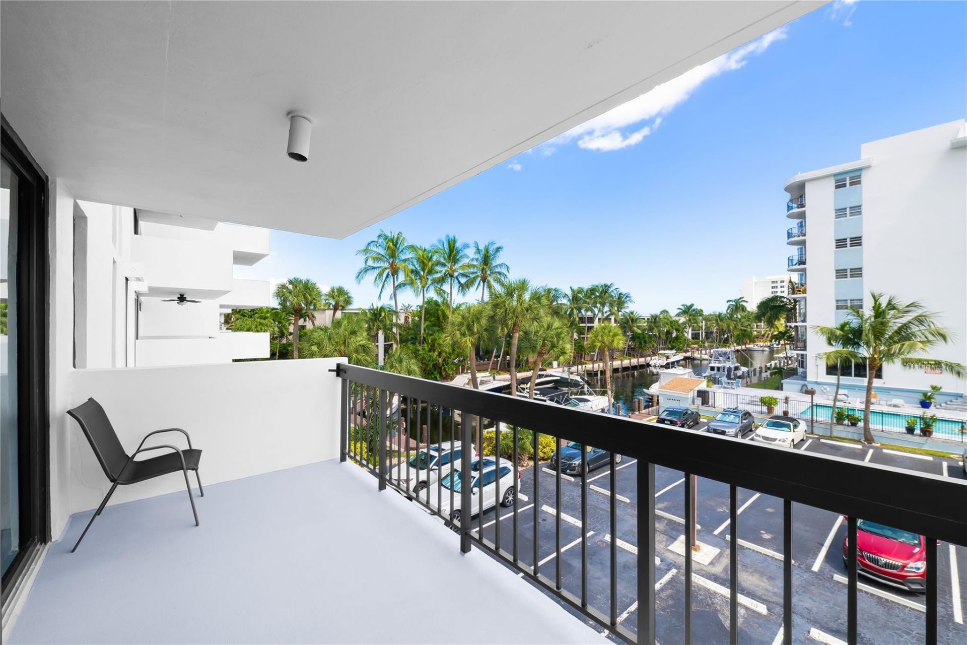 4800 Bayview Drive, Unit 306, Fort Lauderdale, FL 33308 Photo