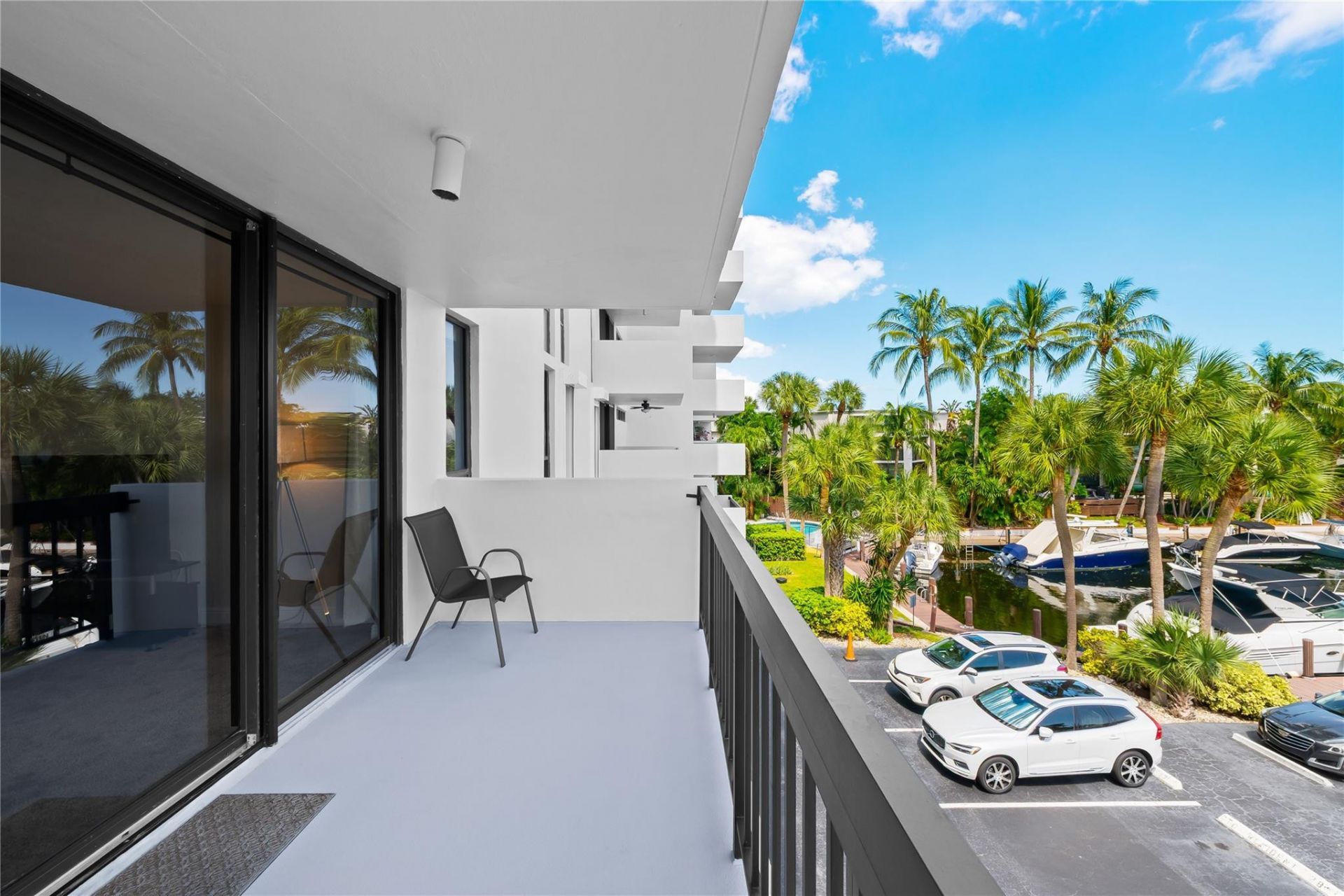 4800 Bayview Drive, Unit 306, Fort Lauderdale, FL 33308 Photo
