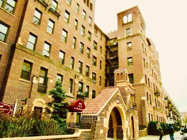 3721 80th Street, Unit 1D, Jackson Heights, NY 11372