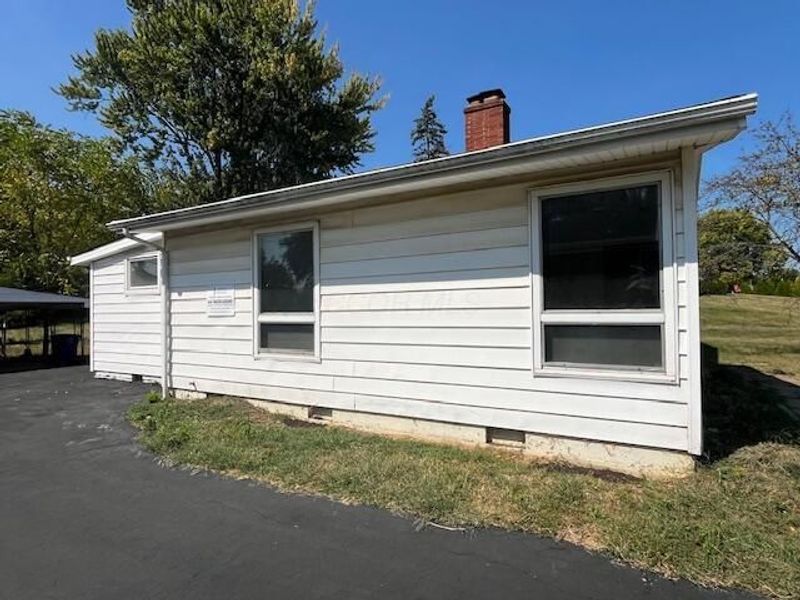 2825 S Hampton Road S, Columbus, OH 43232 Photo 4