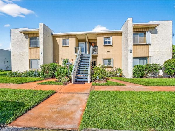 1310 NE 14th Court, Unit K-19, Jensen Beach, FL 34957