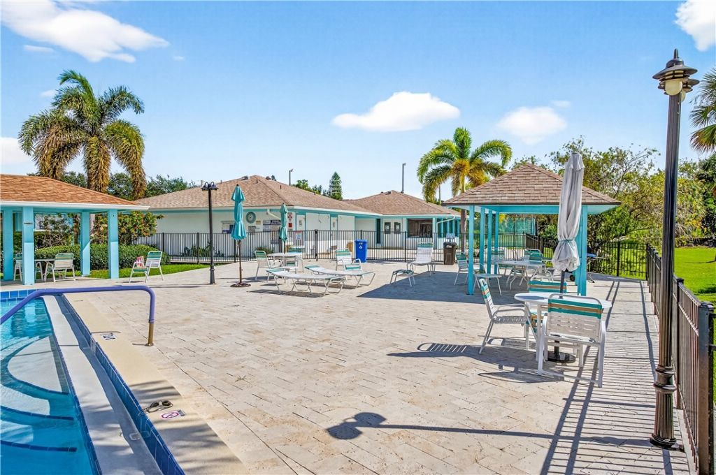 1310 NE 14th Court, Unit K-19, Jensen Beach, FL 34957 Photo