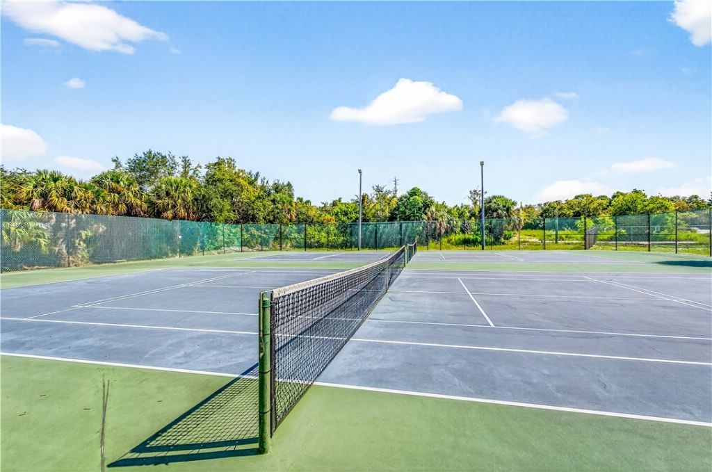 1310 NE 14th Court, Unit K-19, Jensen Beach, FL 34957 Photo