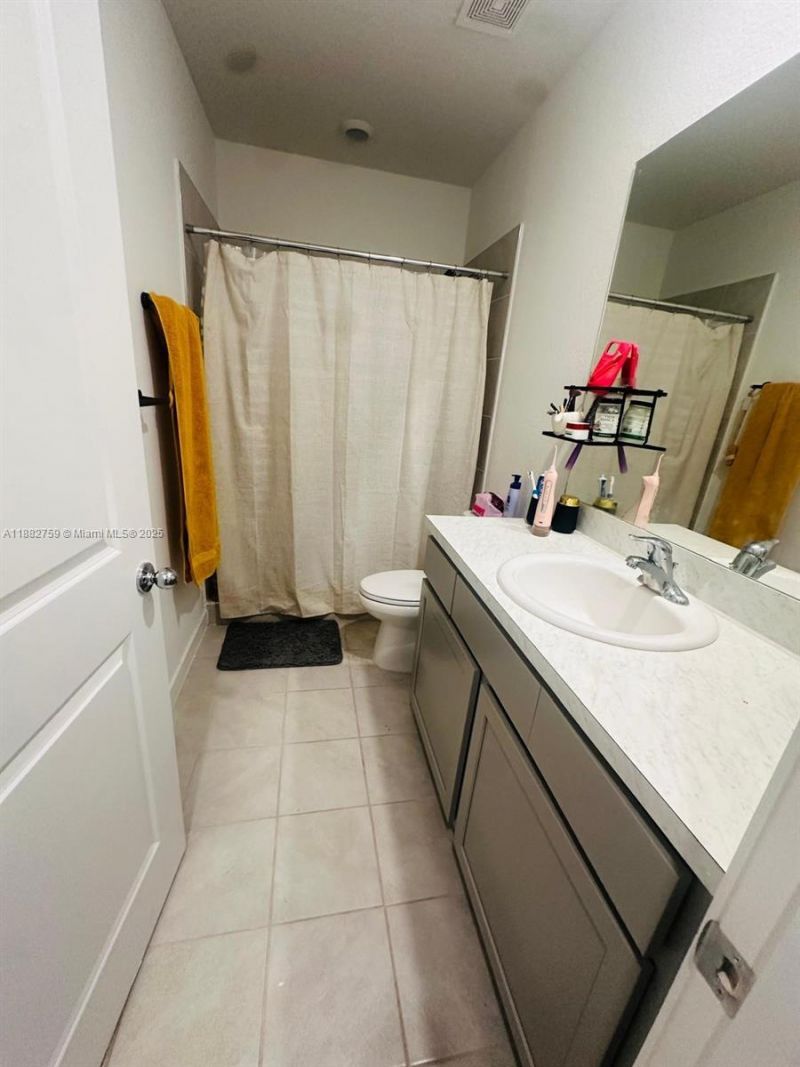 437 NE 13th St, Unit NA, Florida City, FL 33034 Photo
