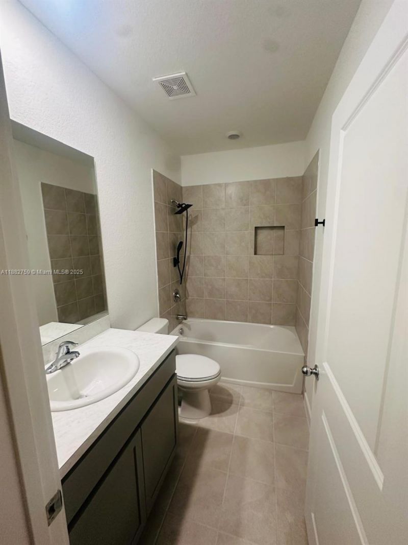 437 NE 13th St, Unit NA, Florida City, FL 33034 Photo