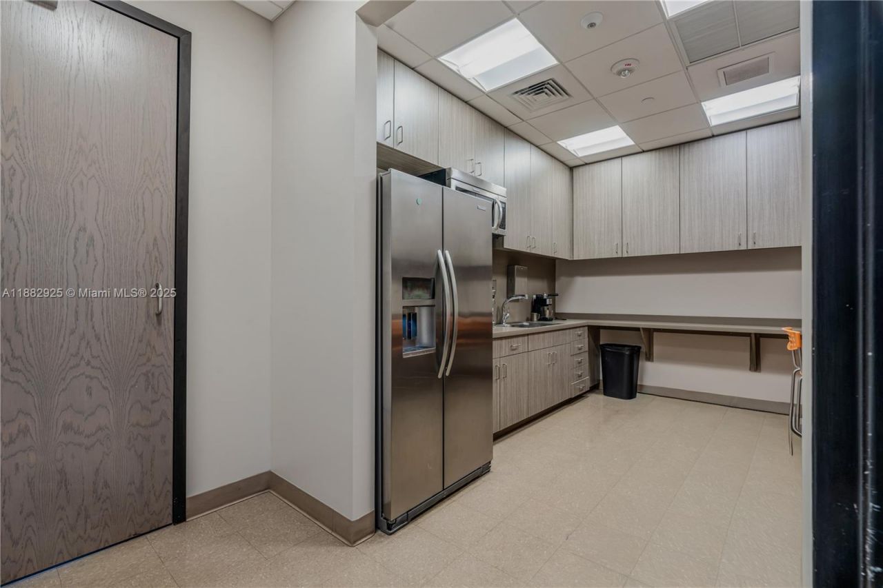 8950 SW 74th Ct, Unit 2001, Miami, FL 33156 Photo